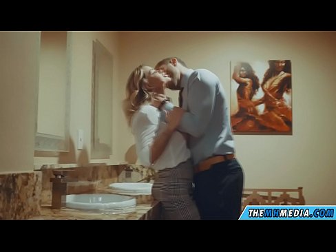 ❤️ Büyük memeli bir sarışın seni umumi tuvalette baştan çıkardığında ️❌ Sikişmek tr.mypornpics.ru ❤
